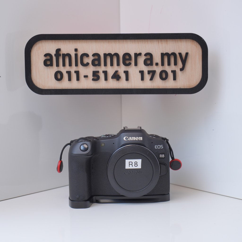 Canon EOS R8